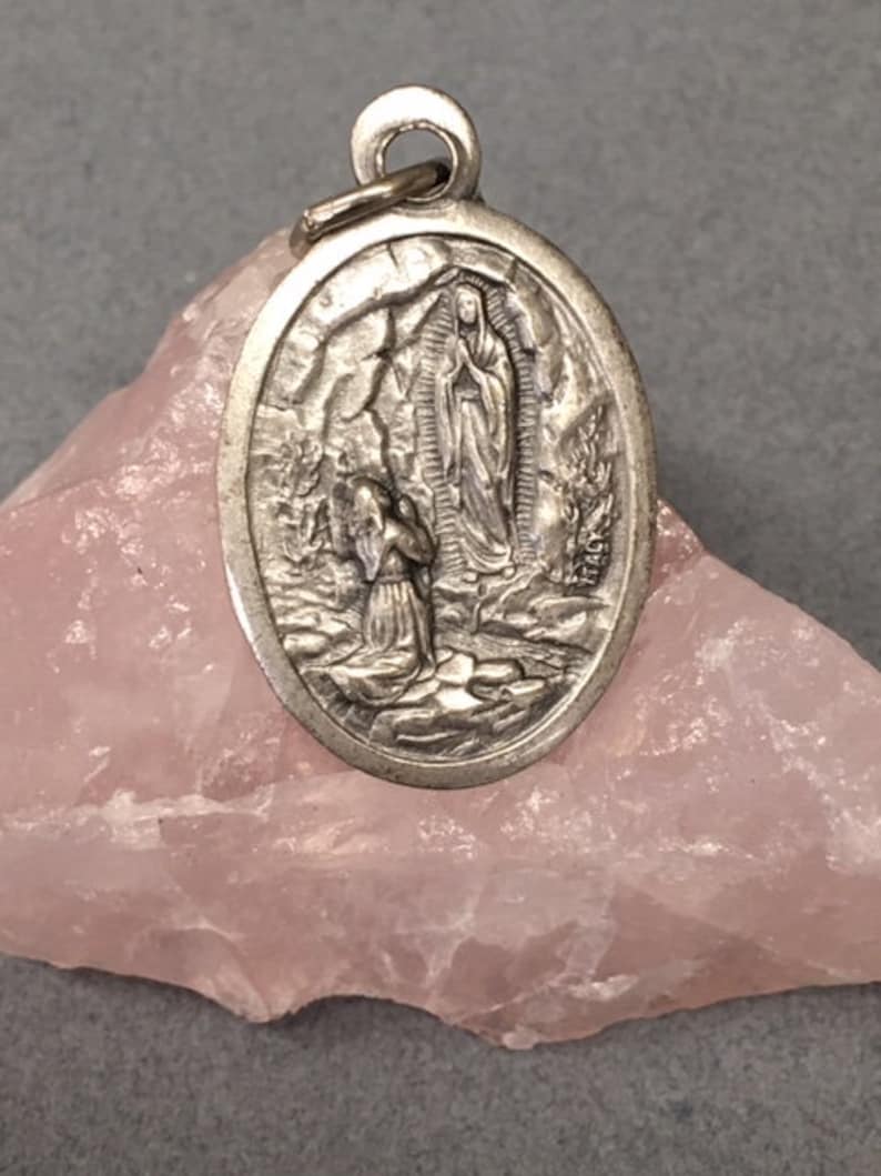 Our Lady of Lourdes Medal Virgin Mary Lourdes Scene Pendant Patron Sick ...