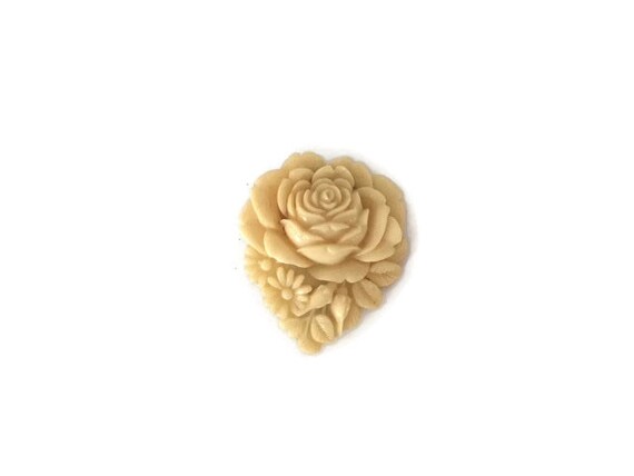 Celluloid Dress Clip Floral Garment Brooch Fashio… - image 2