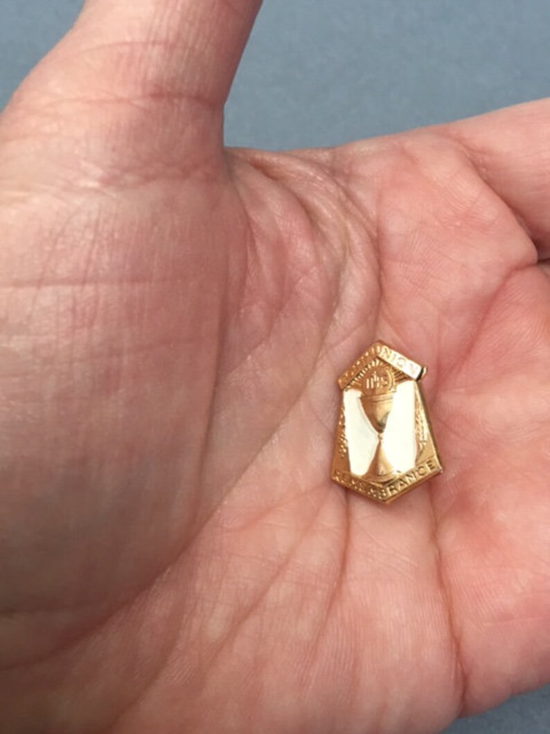 First Communion Brooch First Holy Communion Brooch Souvenir Remembrance Lapel Pin Vintage ...