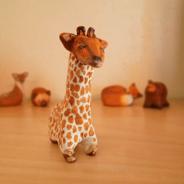 Giraffe figurine, animal totem, clay OOAK animal figurine, woodland miniature sculpture, clay figurine, handmade gift