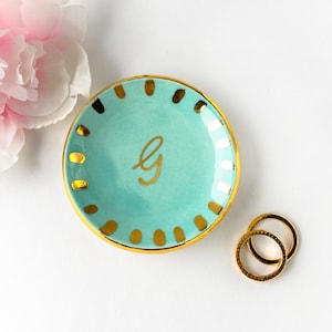 Gold Monogrammed Ring Dish with Starburst, Personalized Ring Dish - Ring Holder, Jewelry Holder, Ceramic Ring Dish, Engagement, Gift for Her