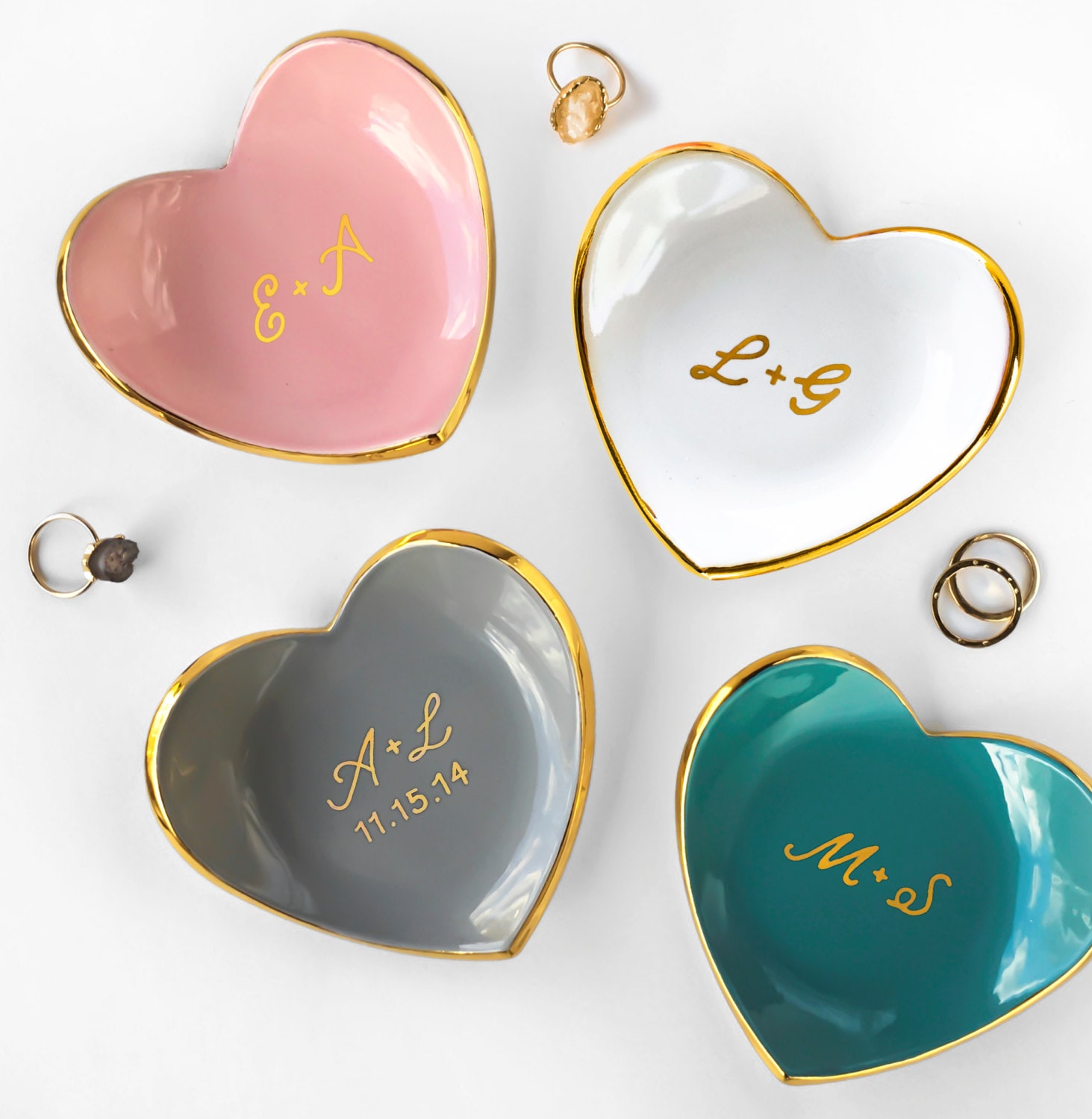Gold personalisierte Schmuckschale, Herz Keramik Ringschale - Valentinstag, Ringhalter, Jahrestag, Verlobungsgeschenk, moderner Schlamm