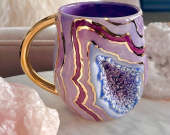 Amethyst Geode Becher, Kristallbecher, Kristallkaffeebecher Handgemacht aus Porzellan und 22 k Gold, Naomi Singer Modern Mud