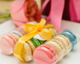 12 French macarons