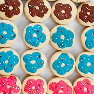 Donut Macarons