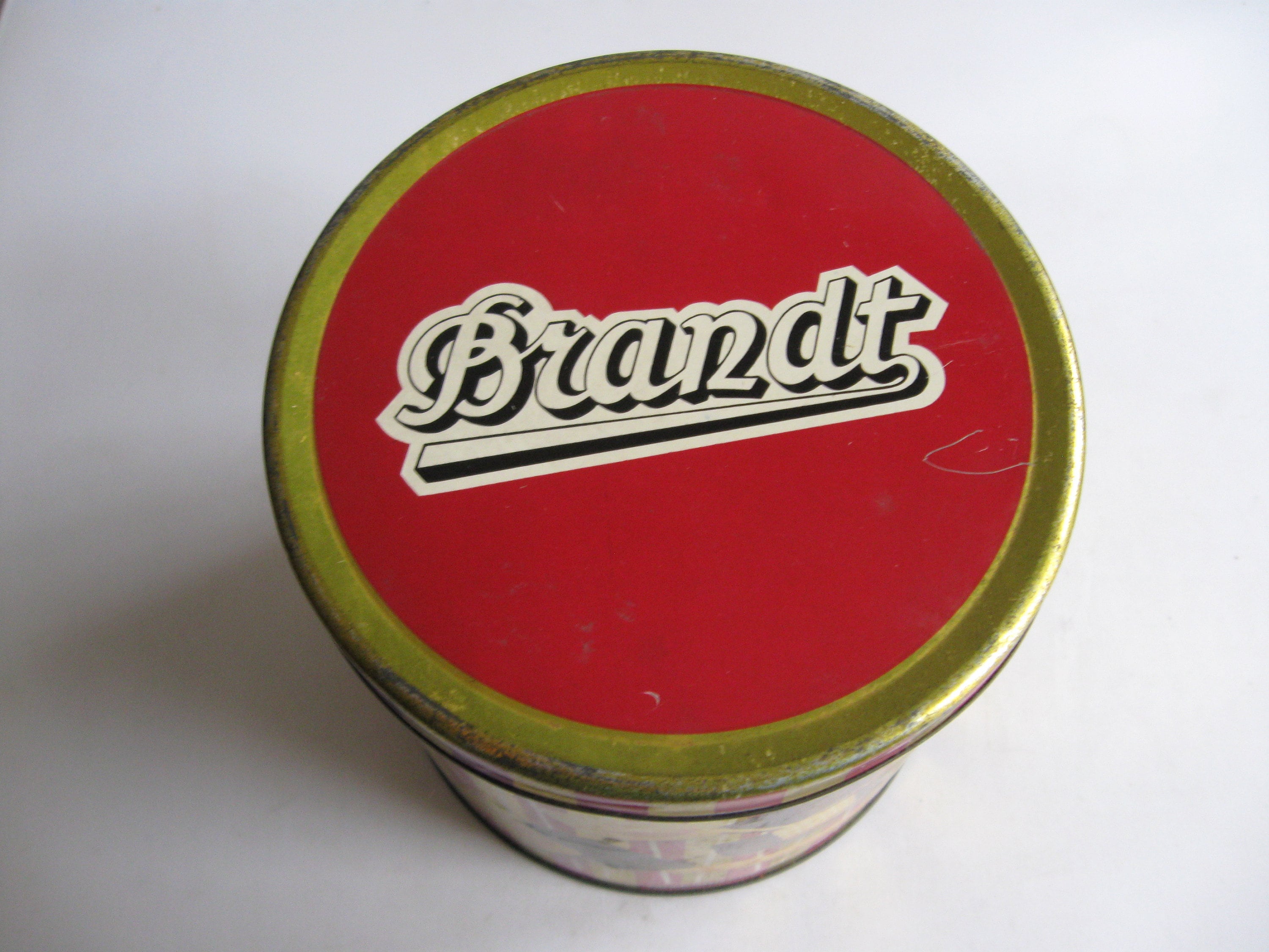 Brandt \, image size:3000x2250