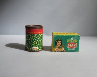 Old grocery store accessories from Italy: peas and broth. Probably 1960s / 70s VINTAGE