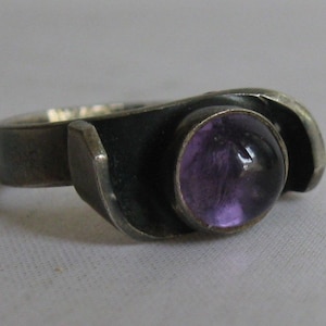 Original Georg Kramer silver ring (835 Ag). Silver ring with amethyst. Workshop mark Georg Kramer. 1960s / 70s vintage with DEFECT!