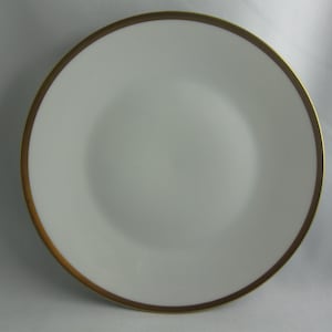 92/ ROSENTHAL Germany. Porcelain plate / cake plate. Ø approx. 19.7 cm. Form Berlin, design Hans Theo Baumann. Decor Kurfürstendamm. VINTAGE