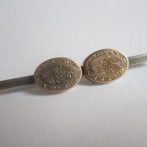 34/ Silver pin with floral elements with gold plating. Handmade. Vintage silver jewelry