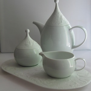 Rosenthal Germany. Porcelain tray and sugar bowl &quot;The Magic Flute&quot;. Design: Bjorn Wiinblad. VINTAGE
