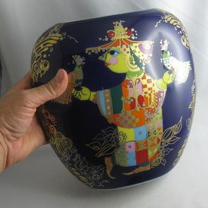 Rosenthal studio line Germany &quot;1001 Nights&quot;. Porcelain vase. Design Bjoern Wiinblad. Height 21cm. Probably 1970s / 80s. Vintage