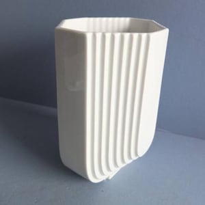 ROSENTHAL studio line Germany. Porcelain designer vase. Height about 18 cm. Probably 1980s. VINTAGE