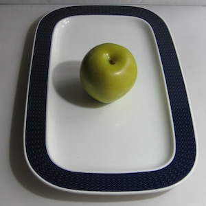 Rosenthal studio line Germany. Model Joy (Karnagel) or Variation (Wirkkala). Large serving plates. 1970s porcelain. VINTAGE
