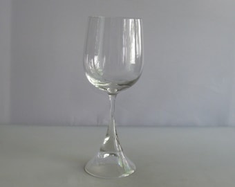 Rosenthal studio-linie >>CLAIRON<< clear. Design: Sigrid Hartmann Reelitz, 1971. White wine glass, height approx. 18 cm. 1970s VINTAGE