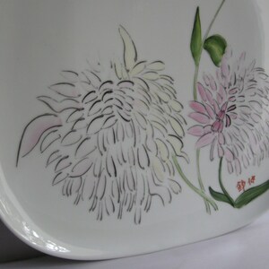 ROSENTHAL hand painting Munich Germany. Large plate with Japanese characters and chrysanthemums. Approx. 30 cm. 1950s / 60s VINTAGE image 3
