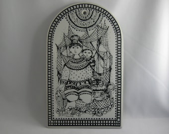 NOORD: Rosenthal Duitsland studiolijn. Porseleinen snackbord/wandbord. Serie "De Vier Windrichtingen" van Bjoern Wiinblad. VINTAGE