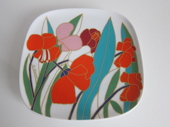 Rosenthal Germany studio-linie. Porzellan Teller / Wandteller. Dekor: Wolf Bauer - Sommer / bunte Blumen. 1970er Jahre Design. Vintage