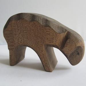 Original OSTHEIMER wooden animal / wooden figure. Wooden toy. Ostheimer family and farm. Sheep brown, eating. 1990s VINTAGE