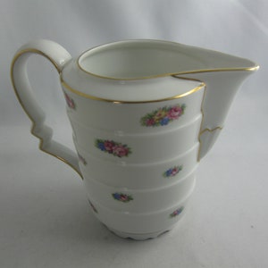 Rosenthal ART DÉCO porcelain: Rosenthal Bavaria E. Series Madeleine model Ph. Rosenthal. LARGE white porcelain milk jug. Vintage