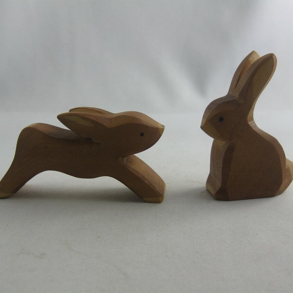 Original OSTHEIMER wooden figures / wood animals (marked). Wooden toys. 2 hares / rabbits from the woods and fields. OLD models. VINTAGE