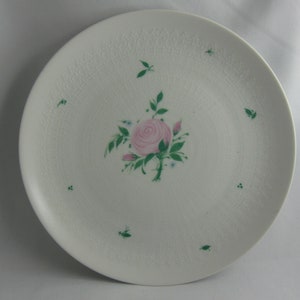 Rosenthal Germany. Dessert plate. Decor: Romance Rose. Design Bjorn Wiinblad. Diameter approx. 19.2 cm. VINTAGE
