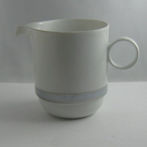 ROSENTHAL Germany. Creamer. Form DUO. Decor POETIC (gray platinum rim). Design: Ambrogio Pozzi. 60s design classic. Vintage