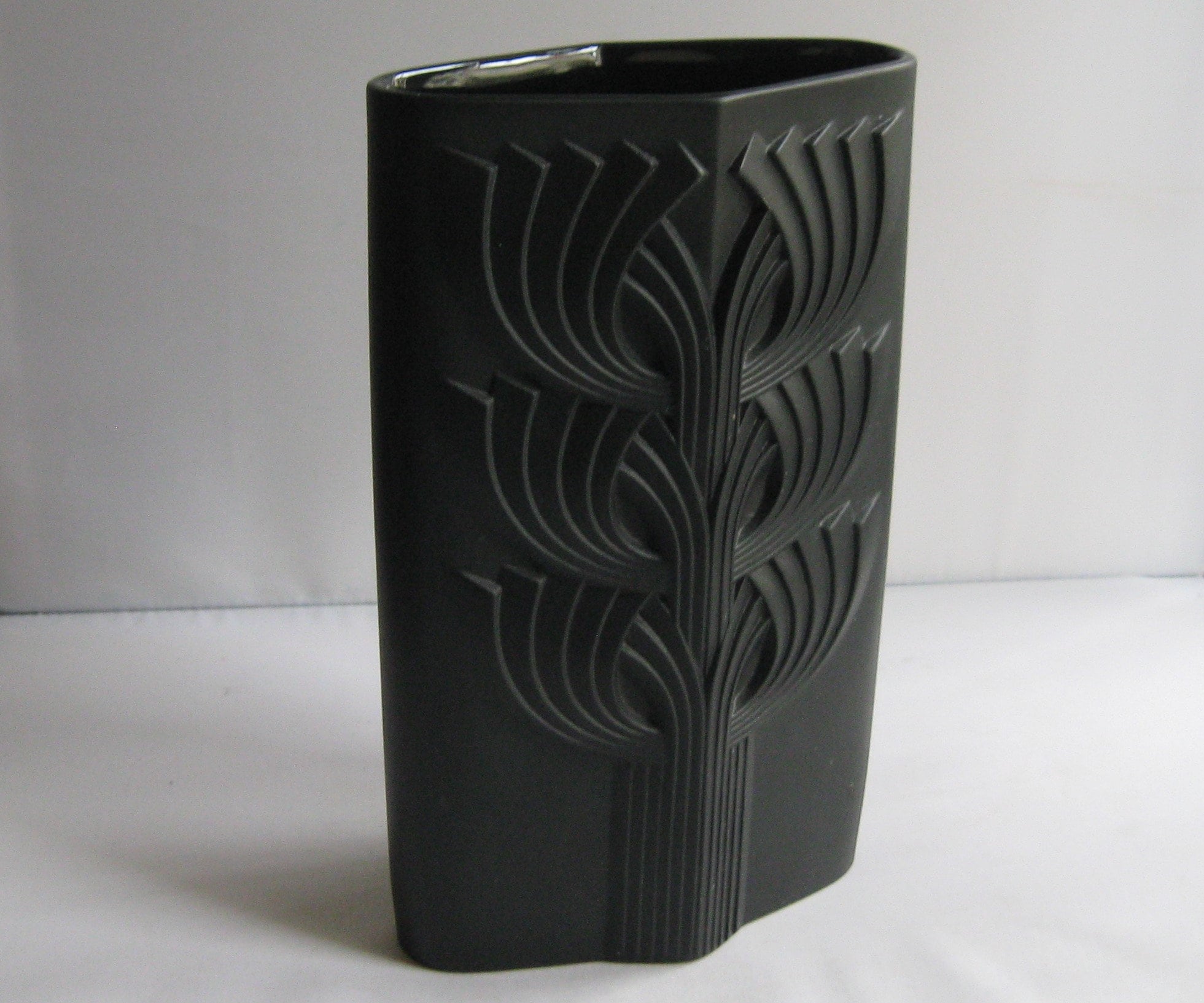 Rosenthal Noire Vase