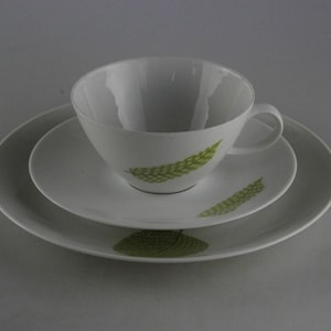 Rosenthal Germany. Cake plate, saucer, cup. Fortuna Hyde Park. Design: Elsa Fischer-Treyden. 1950s porcelain. VINTAGE