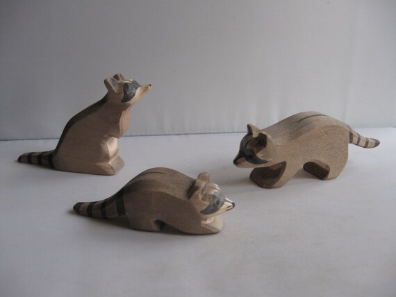 オリジナルのオストハイマー木製フィギュア/木製動物。木の