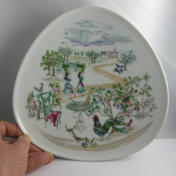 ROSENTHAL Germany Art Department Selb. Magical 1950s porcelain plate "grape harvest". Trifoil, Ø 20 cm. Design: Bele Bachem. VINTAGE