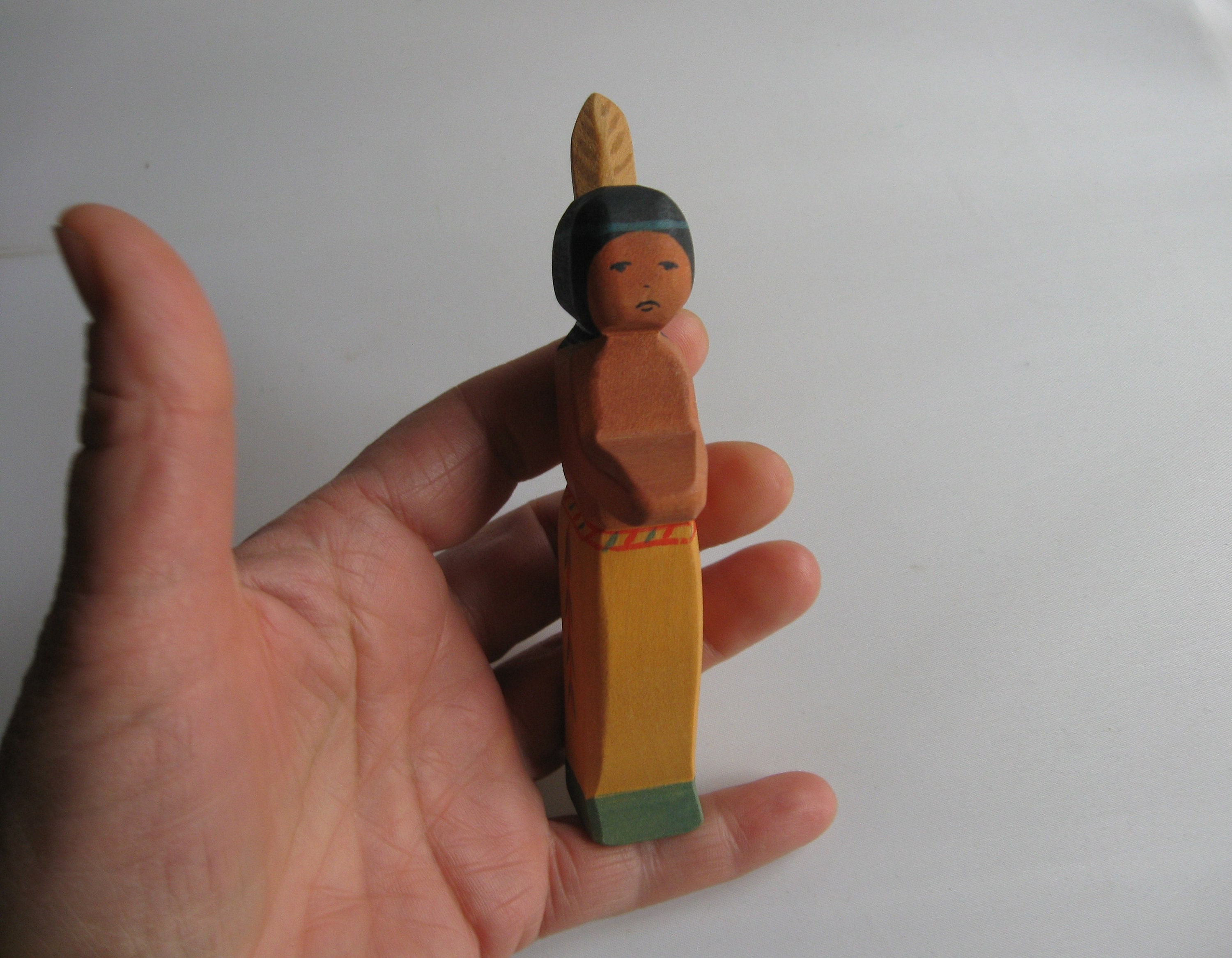 オストハイマー　ネイティブ・アメリカン Retired Ostheimer Wooden Figure. Wooden Toy. Native American