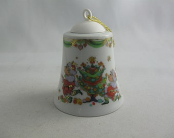 ROSENTHAL (4) Bola de Joyería de Porcelana >>Christmas Bell Motif 4<<. Bjoern Wiinblad. H 7,5 cm. Decoración del salón. Chuchería. VENDIMIA