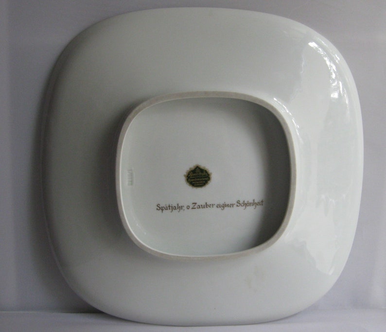 ROSENTHAL hand painting Munich Germany. Large plate with Japanese characters and chrysanthemums. Approx. 30 cm. 1950s / 60s VINTAGE image 7