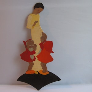30/ Original 1930s Hellerkunst. Fairy tale wooden picture &quot;Snow White&quot;, hand-painted, 29 cm. Children&#39;s room wall figure. 1930s vintage