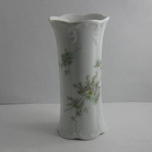 - Classic Rose Collection - ROSENTHAL GROUP *GERMANY* VASE 