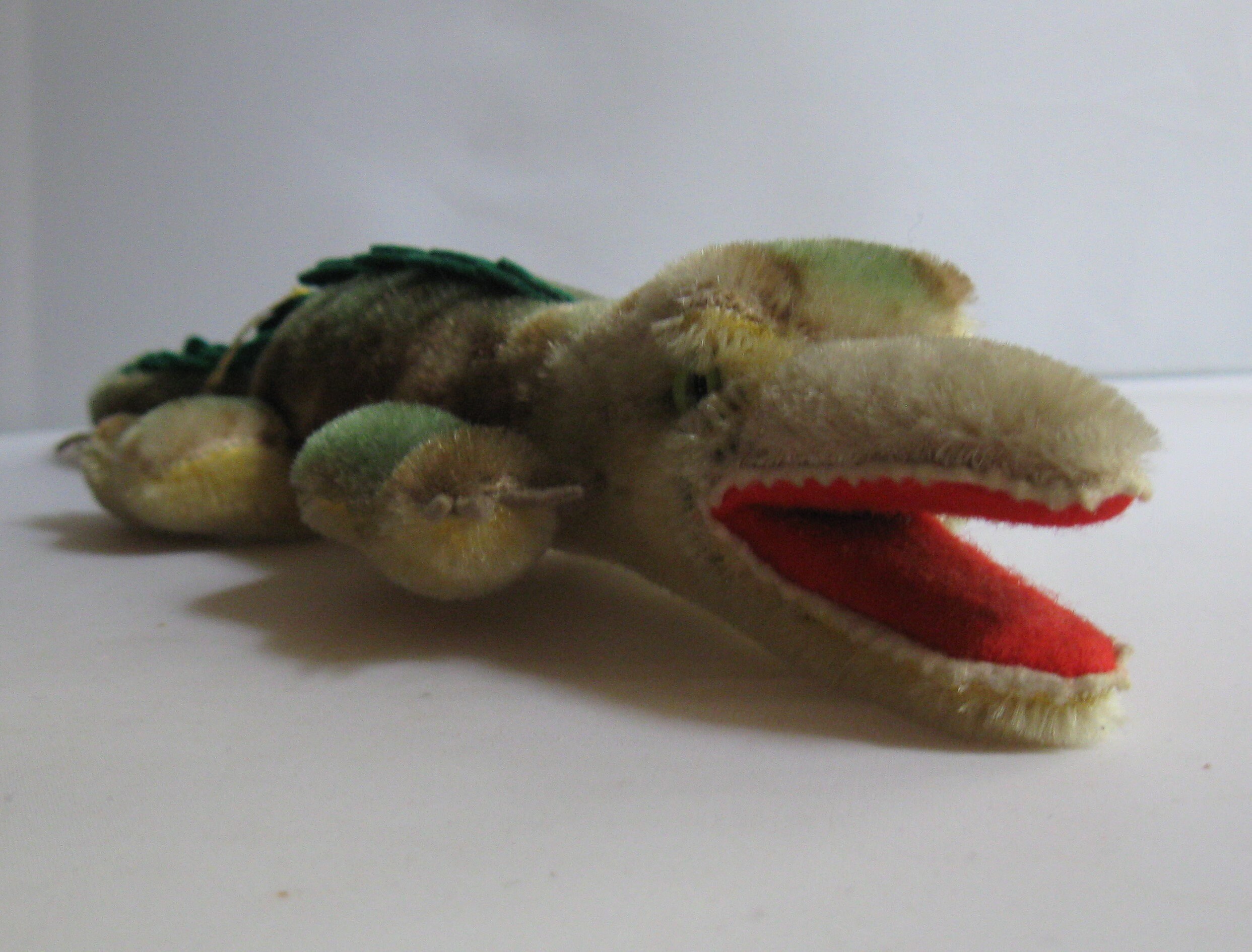 Steiff alligator clearance