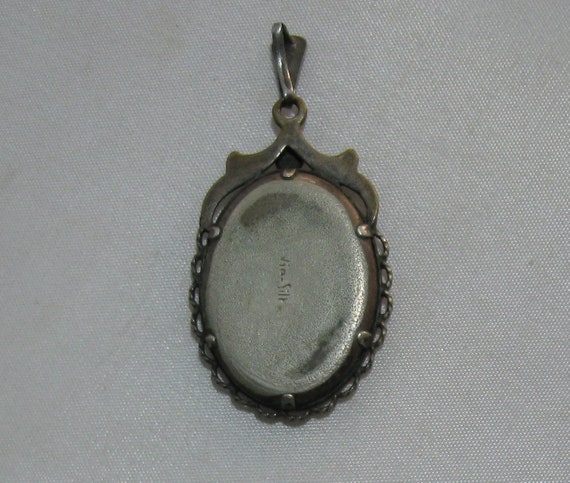 Ancient photo pendant with a red gemstone. Portra… - image 8