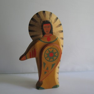 Original OSTHEIMER Holzfigur (gemarkt). Holzspielzeug. Indianer Häuptling / Indianerhäuptling. Indianer Sammler RARITÄT mit MÄNGELN! Vintage