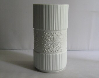 Edelstein Bavaria Made in Germany 1157/1. White porcelain vase with relief decoration. Probably 1960s VINTAGE Midcentury Porcelain