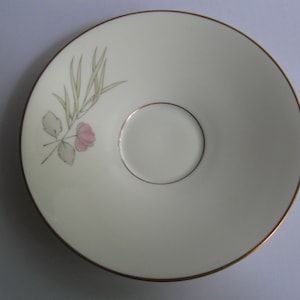 Rosenthal Germany. Bettina &quot;Pariser Frühling&quot;. GROSSER Unterteller / Untertasse. Durchmesser ca. 15 cm. 1950er Jahre Porzellan. VINTAGE