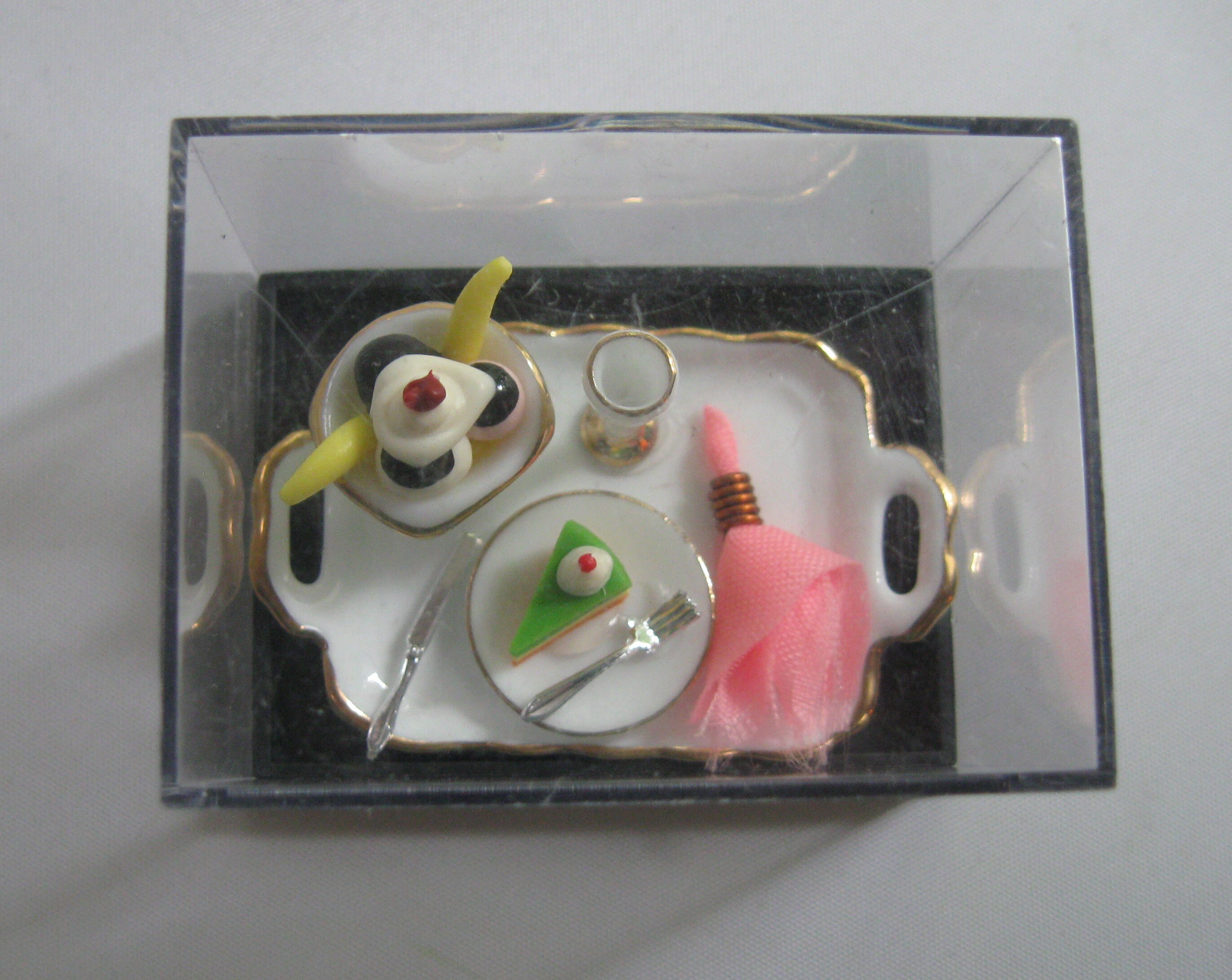 Dollhouse Miniatures Made From Original Reutter Porcelain. Made in