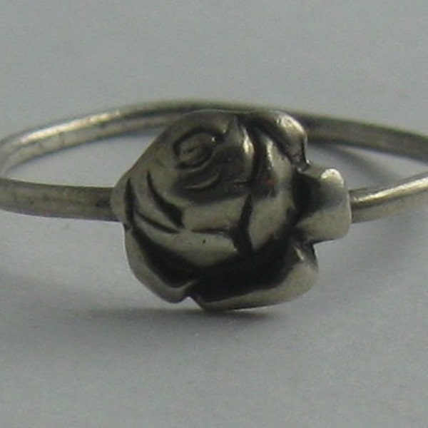 Magical, age old petite, small ring / (childrens ring) / silver ring ROSE from silver Ag 835. Marked: ERD. VINTAGE