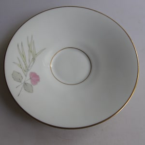 Rosenthal Germany. Bettina &quot;Parisian spring&quot;. LARGE saucer. Diameter approx. 15 cm. 1950s porcelain. VINTAGE