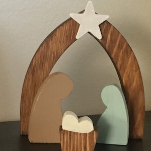 Wood Navitiy Set - Mary, Joseph, Baby Jesus and Stable