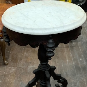 Victorian Round Marble Top Parlor Stand Side End Table ~Eastlake ~ Shipping is NOT Free