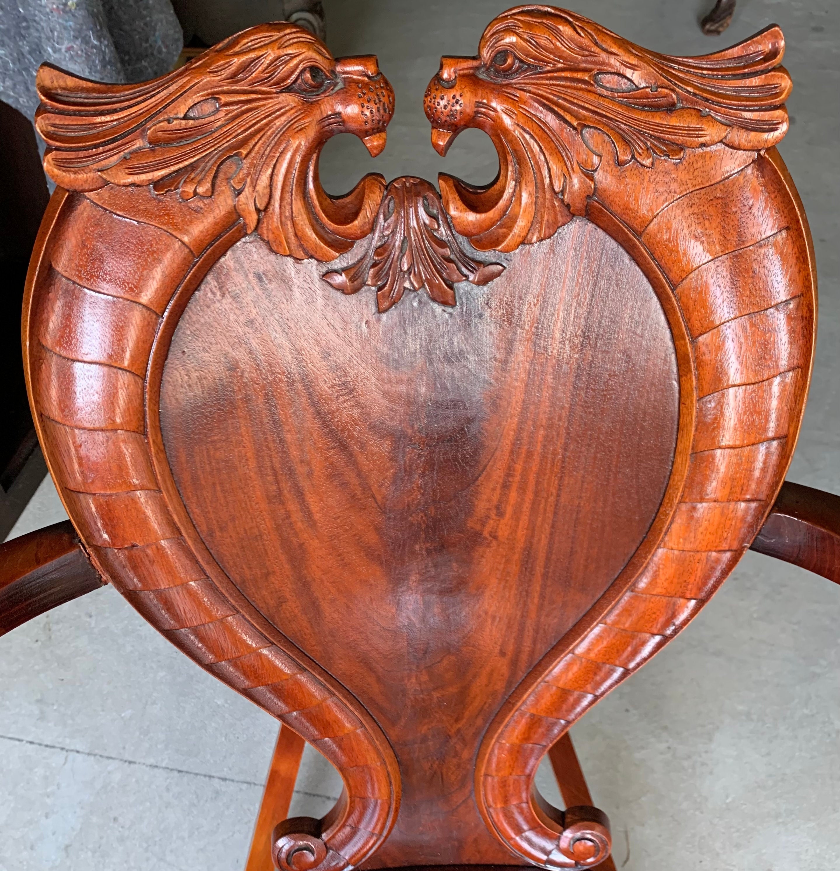 Antique chair with lion head arms hotsell