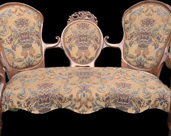 Shipping Not Free Walnut Couch Sofa Settee ~ Beautiful Victorian Carved Wood Love Seat ~ Baroque~ Antique