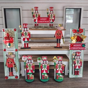 Casa de muñecas escala 1:12 Cascanueces con persiana inclinada