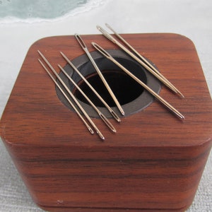 Magnetic Needle Holders